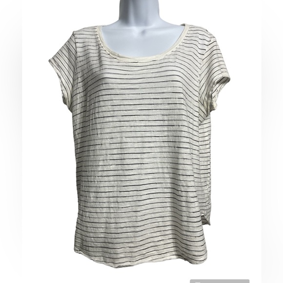 Liz Claiborne Tops - Liz Claiborne tee